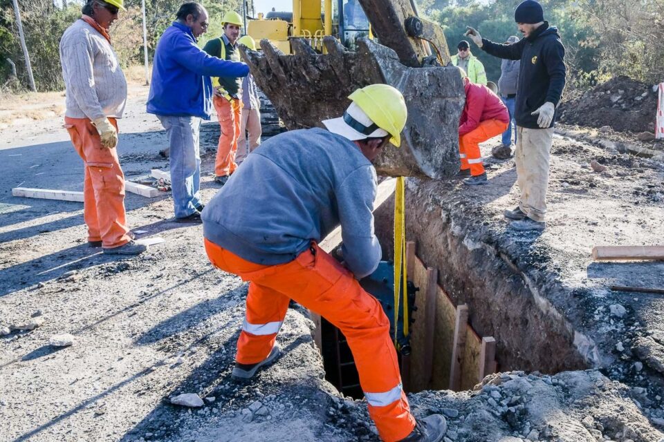 Paraná: Está en ejecución la obra que alimentará directamente agua potable entre Planta Echeverría y el Centro Distribuidor Ramírez