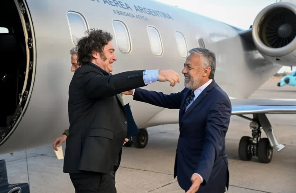 El Gobierno abre negociaciones electorales con los gobernadores
