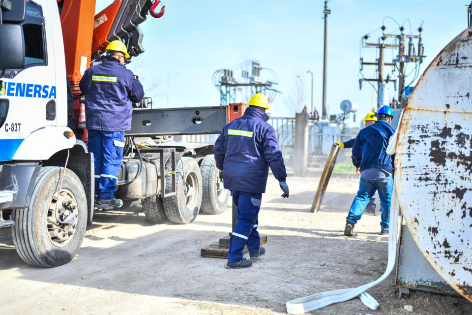 Industriales reclaman rebaja de aportes patronales
