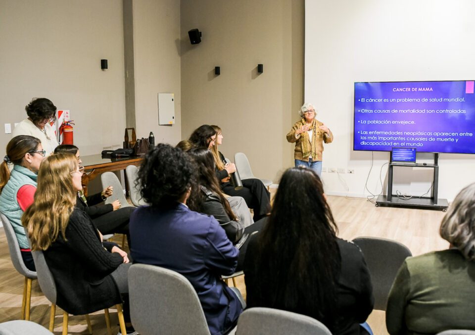 Octubre Rosa: finalizaron las actividades en el mes de la prevención del cáncer de mama Octubre Rosa: finalizaron las actividades en el mes de la prevención del cáncer de mama
