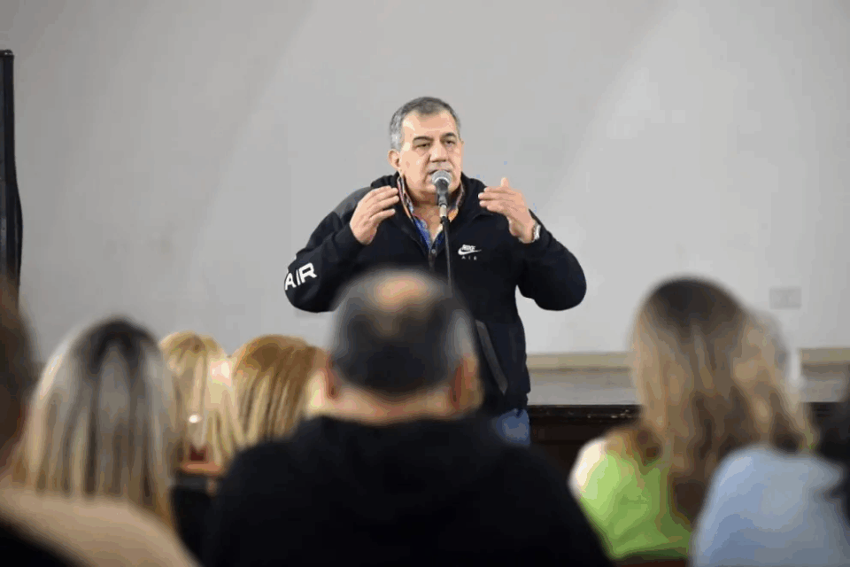 José Cáceres: “Para frenar a Milei y Frigerio los candidatos son los del PJ”