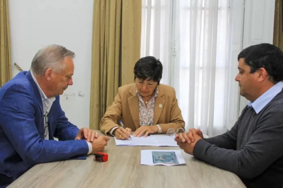 Viale contará con energía alternativa para el suministro de agua