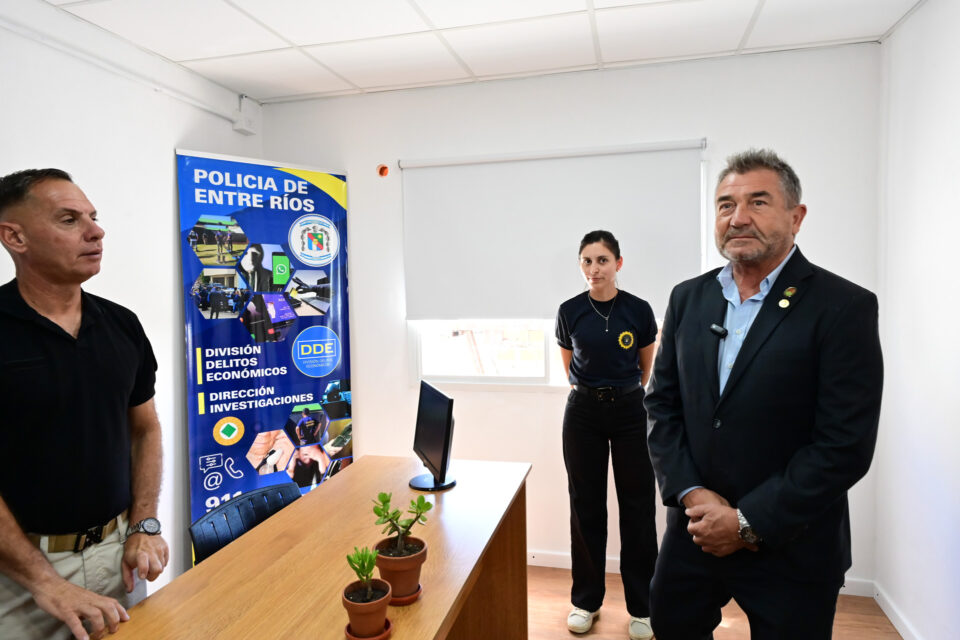 Inauguraron un nuevo edificio para las divisiones de Homicidios y Delitos Económicos en Paraná