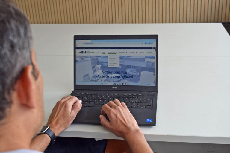 El Hospital San Martín de Paraná lanzó su página web y redes sociales para informar y facilitar servicios