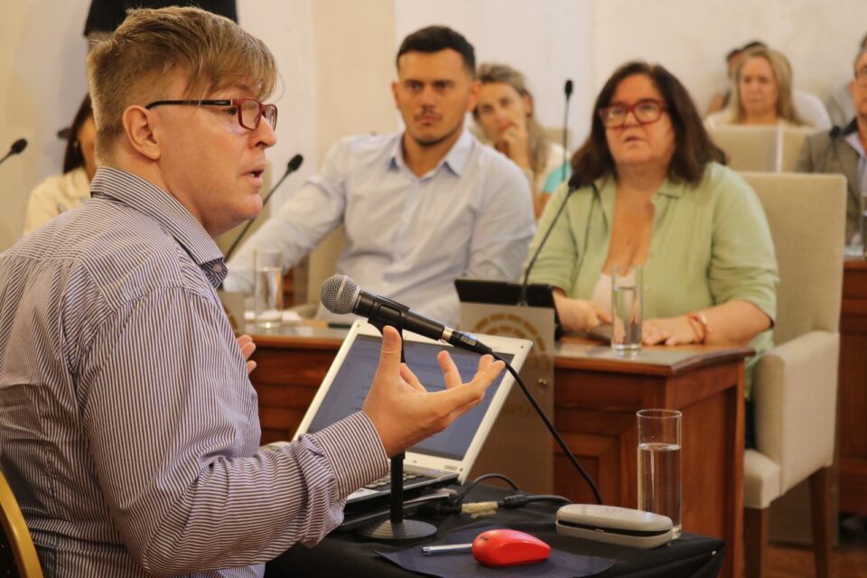 Comenzaron las entrevistas personales a los candidatos a cubrir cargos en la Defensoría del Pueblo de Paraná
