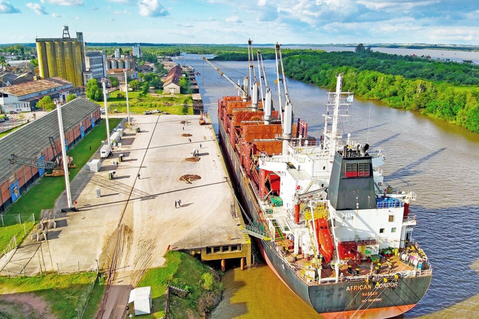 Conflicto portuario en Concepción del Uruguay: Trabajo dictó la conciliación obligatoria entre SUPA y Urcel Argentina