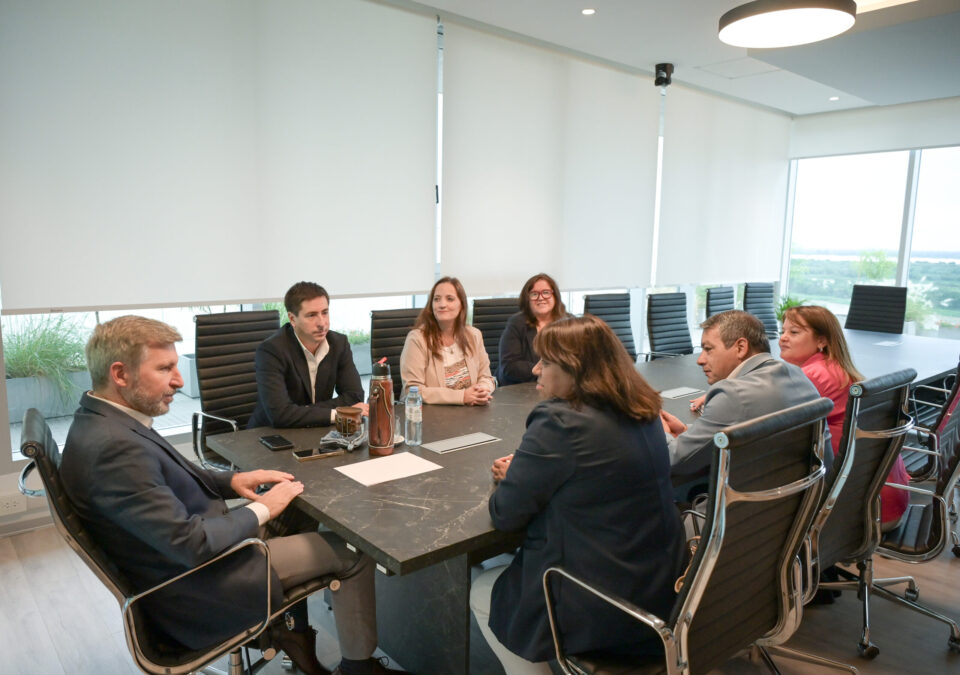 Frigerio recibió al Foro de Concejales de Juntos por Entre Ríos: respaldo político y agenda de obras