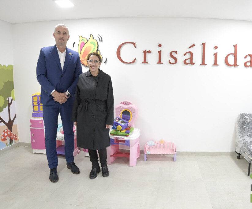 El presidente de la Cámara de Diputados visitó la Fundación Crisálida en Paraná