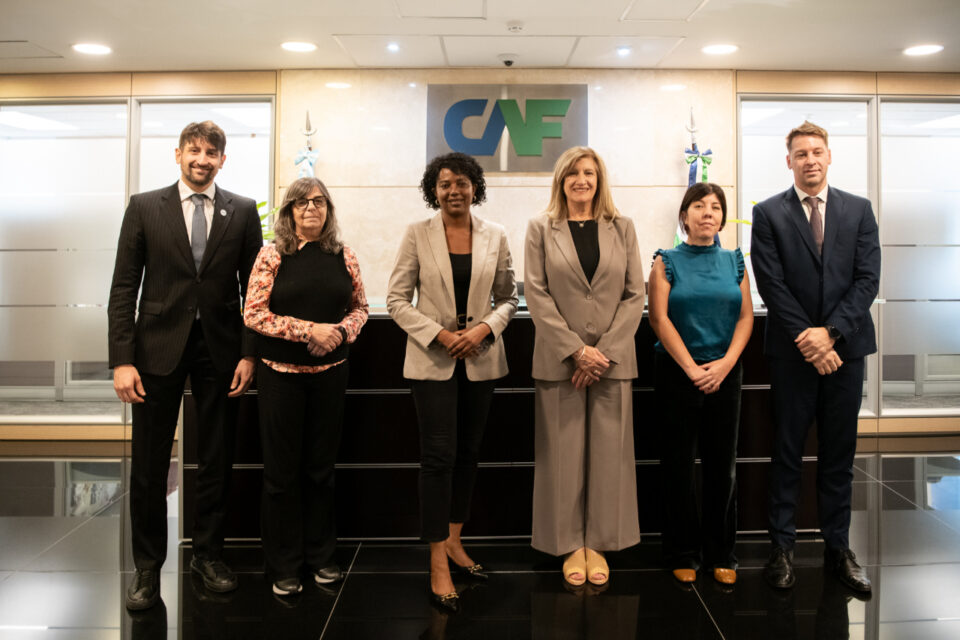 Romero presentó ante el Banco de Desarrollo de América Latina y el Caribe proyectos estratégicos para Paraná