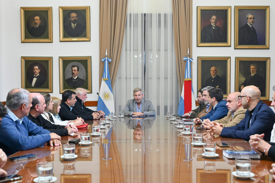 Frigerio acelera la Reforma Previsional: reunión clave con gremios antes del envío del proyecto a la Legislatura