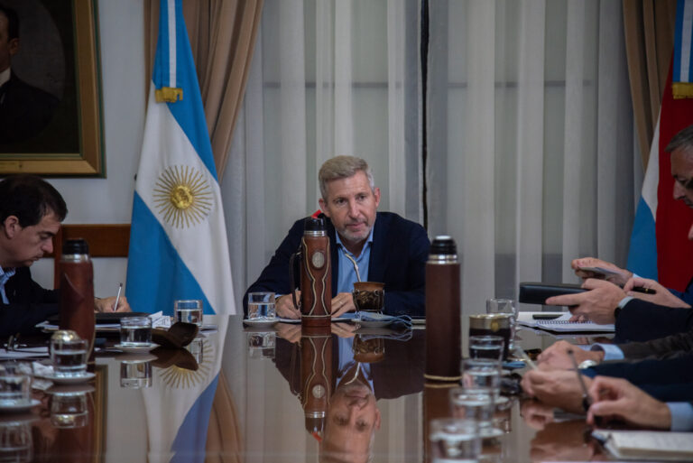 Salud, maquinarias y sistema previsional en la agenda de una nueva reunión de gabinete