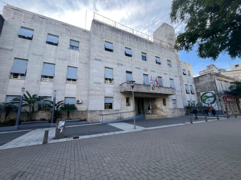 Alarmados por la violencia escolar, Concordia propone implementar un sistema de botón antipánico en los colegios