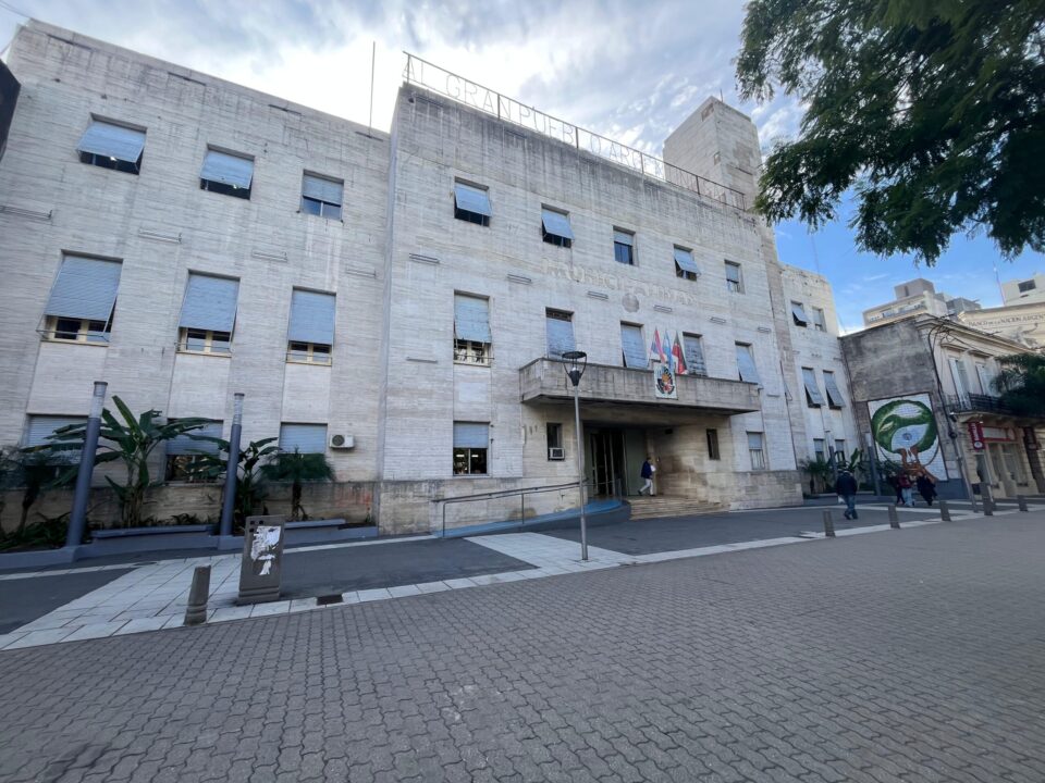Alarmados por la violencia escolar, Concordia propone implementar un sistema de botón antipánico en los colegios