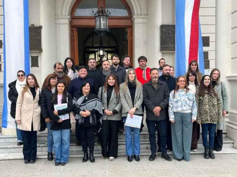 Concejales peronistas exigen una audiencia urgente a Frigerio por el "ahogo financiero"