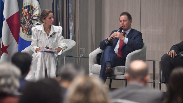 Foro internacional: Jorge Brito afirmó que Argentina puede consolidarse como un hub global de energía e inteligencia artificial
