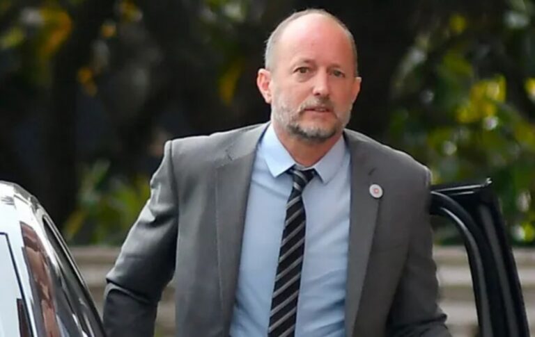 Giro en la causa del "Yategate": el fiscal Sergio Mola pidió la detención de Martín Insaurralde